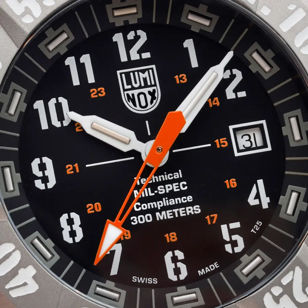 Luminox 3350 MIL-SPEC w nowej kolorystyce. Zegarek zgodny z normami militarnymi